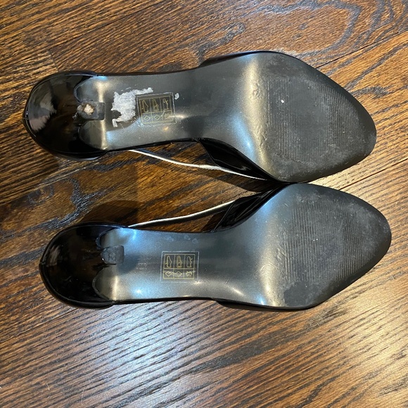 Bow Heels - Picture 4 of 5